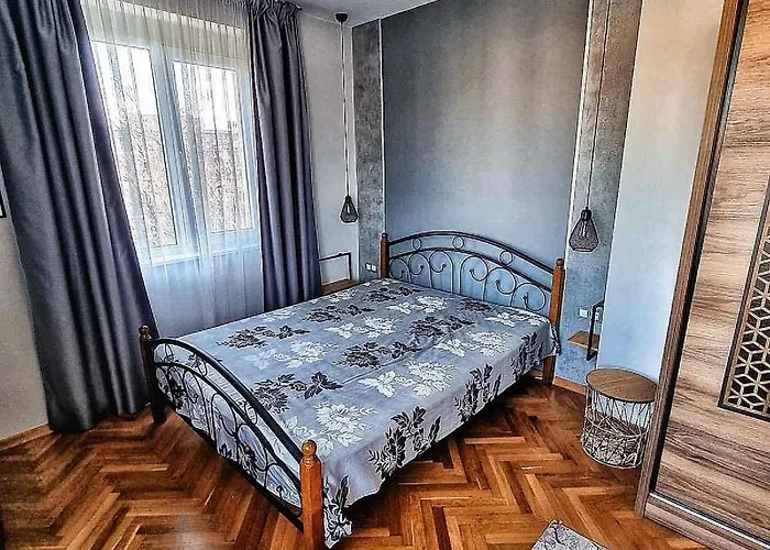 Апартамент Sea Light Бургас